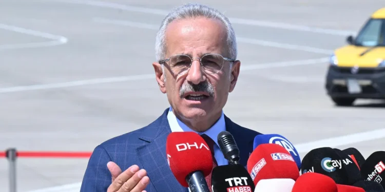 Bakan Uraloğlu: Irak'taki 4 uçağımız geri döndü