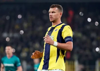 Fenerbahçe’de Edin Dzeko ile Ayrılık Kapıda