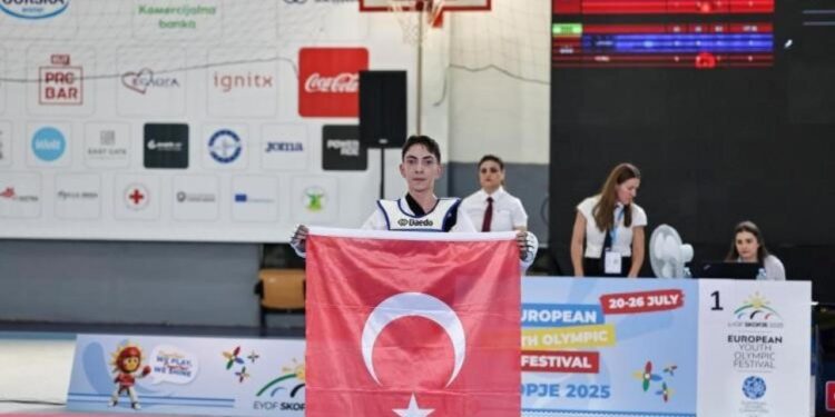 220 bin nüfuslu şehirden çıktı: Genç sporcu Avrupa Şampiyonu oldu