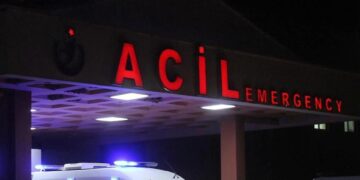 45 yaşındaki ebenin acı ölümü! Minibüsten düştü!