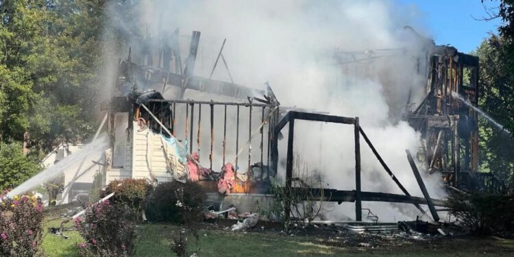 ABD’de yangın: 6 ölü