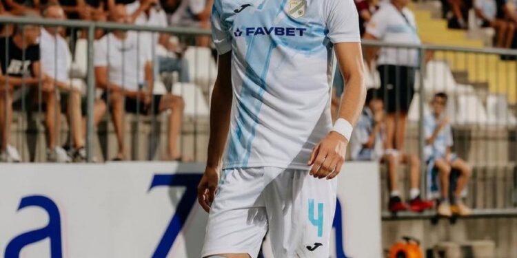 Adı bile çıkmamıştı! Fenerbahçe’den gece yarısı ‘on numara’ transfer