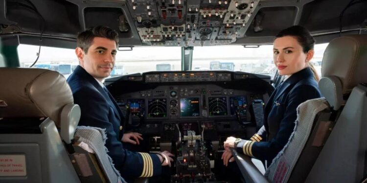 AJet’ten ikinci pilotlara kaptan pilotluk fırsatı