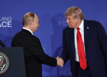 Alaska’da skandal! Trump ve Putin’in gizli bilgileri sızdı! ABD personeli unutmuş…