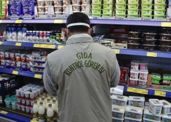 Ankara’da halk sağlığını tehdit eden 23,9 ton gıda ürünü ele geçirildi