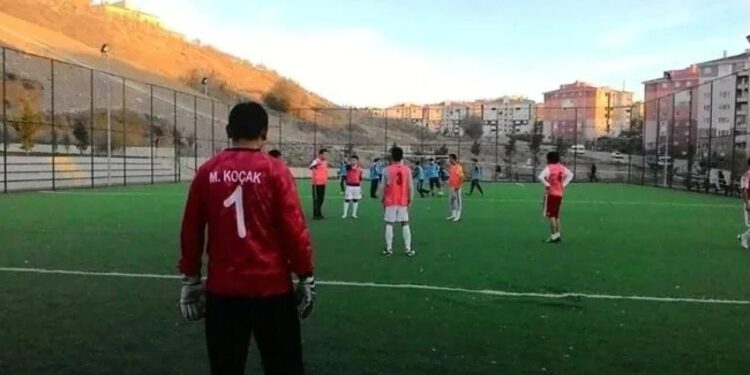 Ankara’da ücretsiz halı sahalar da ranta kurban gitti!