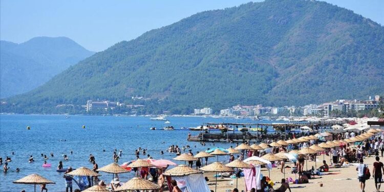 Antalya’da turizm çeşitliliği sezonu uzatıyor