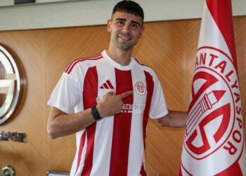 Arjantinli stoper Lautaro Giannetti artık Süper Lig’de!