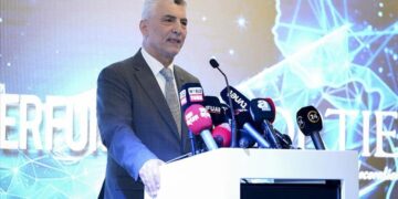 Bakan Bolat: Afrika kıtasında 2 bin 39 inşaat projesini Türk müteahhitleri tamamladı
