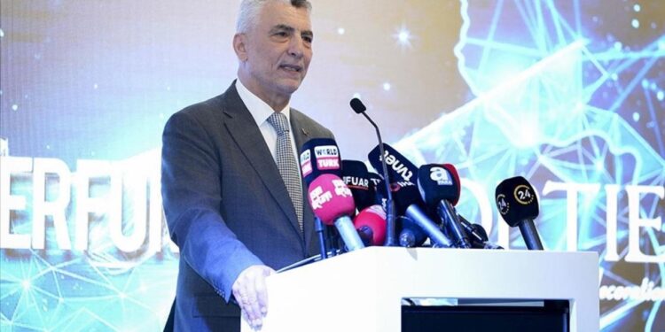 Bakan Bolat: Afrika kıtasında 2 bin 39 inşaat projesini Türk müteahhitleri tamamladı