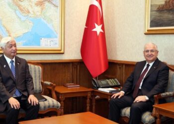 Bakan Güler, Japon mevkidaşı Gen Nakatani ile bir araya geldi