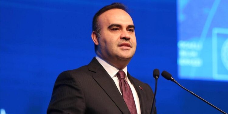 Bakan Kacır, temmuz ayı dış ticaret verilerini değerlendirdi