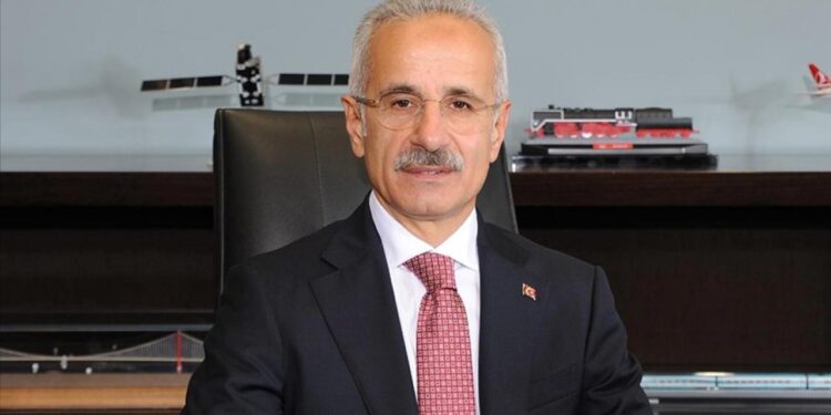 Bakan Uraloğlu’ndan Trabzon Raylı Sistem Hattı Projesi’ne ilişkin açıklama