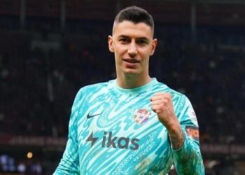 Berke Özer, kariyer imzasını atıyor! 40 milyona transfer yapan kalecinin yerini alacak