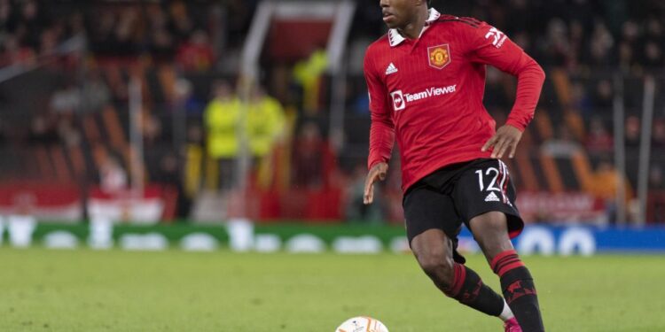 Beşiktaş sol bek transferinde aday belirledi: Görüşmeler başladı