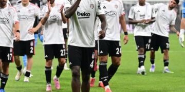 Beşiktaş’ın yeni transferinden sakatlık açıklaması!