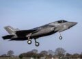 Bir F-35 daha acil iniş yaptı!