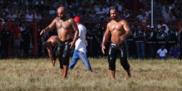 Bir yıl önce Avrupa şampiyonuydu: Yağlı güreşte rövanşı aldı