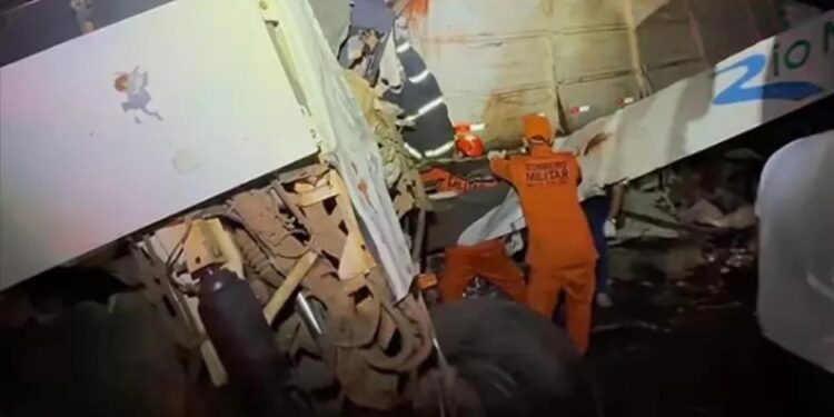 Brezilya’da feci kaza: 11 ölü, 45 yaralı