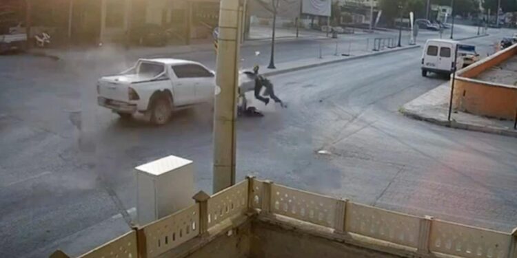 Burdur’da yeni evli çifti ayıran feci kaza