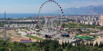 Dünya lunaparklarına “Türk malı” imzası