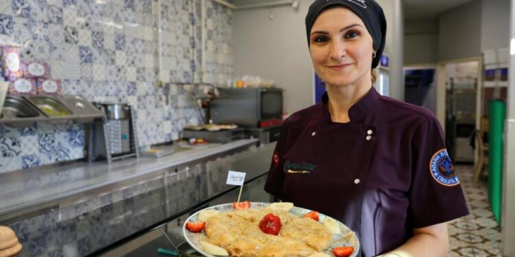 Eşine yaptı, menüsüne koydu şimdi siparişlere yetişemiyor