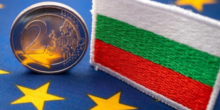 Euroya geçiş küçük işletmeciyi vurdu! Esnaf mağdur oldu