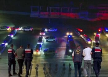 FETÖ operasyonları: 49 şüpheli yakalandı