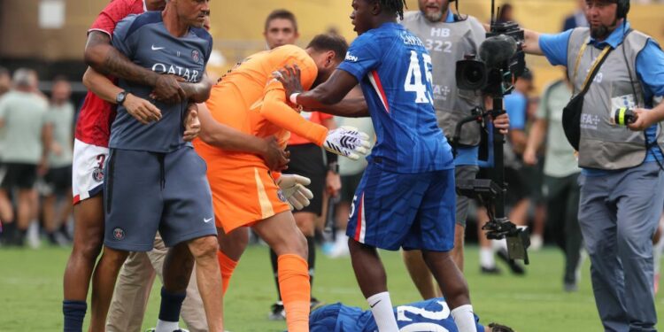 Galatasaray’da hayal kırıklığı: Yıldız isim İngiltere’ye gidiyor