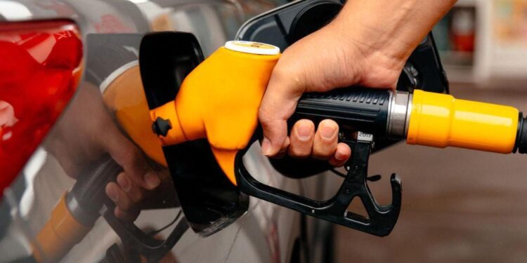 Güncel akaryakıt fiyatları: 14 Ağustos Benzin ve motorin litre fiyatı