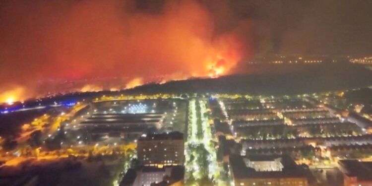 İspanya’da orman yangınları! 1 kişi öldü, 5 bin sokakta kaldı