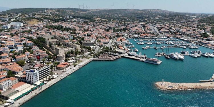İzmir’de su krizi: CHP’nin beceriksizliğini AK Partili milletvekili deşifre etti!