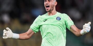 Kaleci transferinde büyük ters köşe! 16 yaşındaki Deniz Dönmezer, Galatasaray yolunda