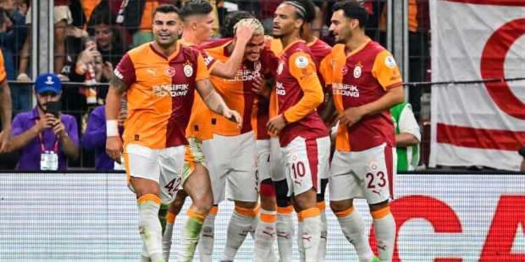 Kral evine golle döndü! Galatasaray rahat kazandı