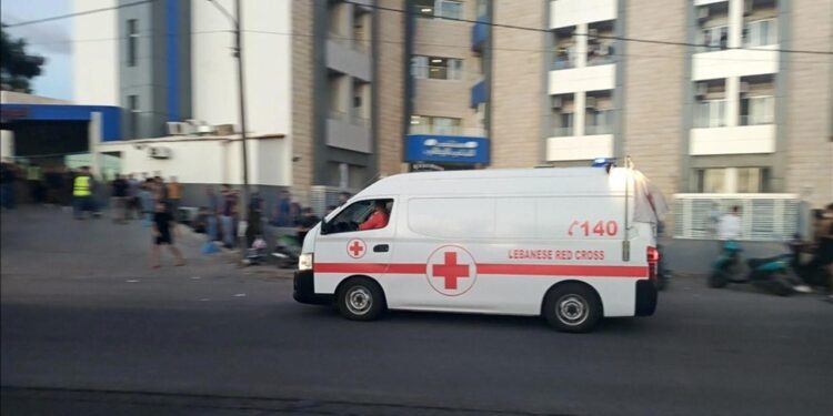 Lübnan’da bina yangını: 3 ölü çok sayıda yaralı var!