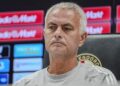 Mourinho gazeteciyi bozdu: Sorunuza cevap vermeyeceğim