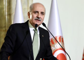 Numan Kurtulmuş’tan Pakistan’daki felakette hayatını kaybedenler için başsağlığı mesajı