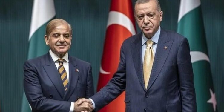 Pakistan Başbakanı’ndan Türkiye için taziye mesajı