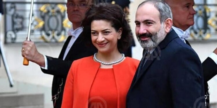 Paşinyan’ın eşi Hakobyan: Erdoğan’ın kitabını okuyacağım