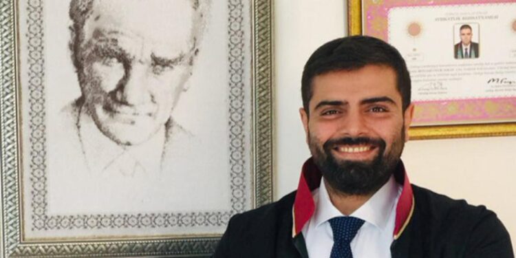 Sahte diplomada yeni skandal! Depremde ölen avukatın diplomasını da kopyalamışlar