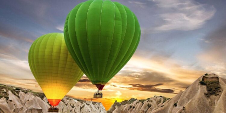 Sıcak hava balonları dünyaya açıldı! Yerli üretime 11 ülkeden talep