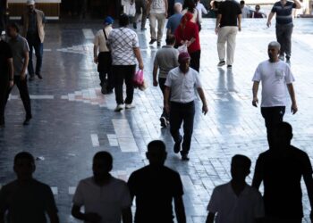 Sıcaklıklar yeniden yükselişte! Meteoroloji uyardı: Bugün başlıyor, cuma günü pik yapacak!