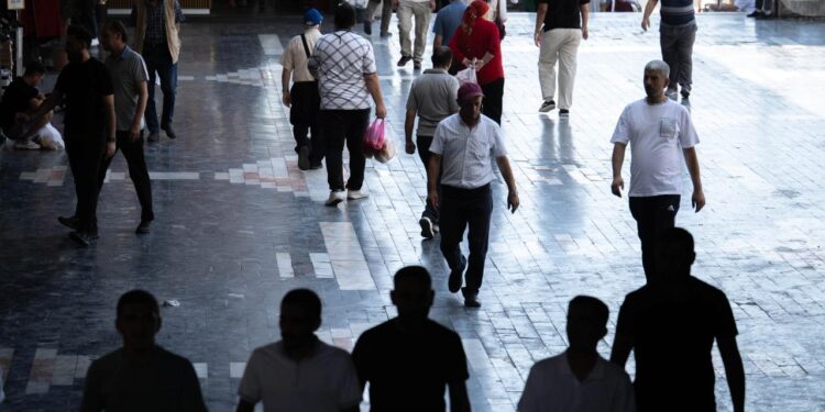 Sıcaklıklar yeniden yükselişte! Meteoroloji uyardı: Bugün başlıyor, cuma günü pik yapacak!