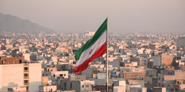 Son dakika: İran’da alarm! 18 eyalette tüm kamu kurumları tatil edildi