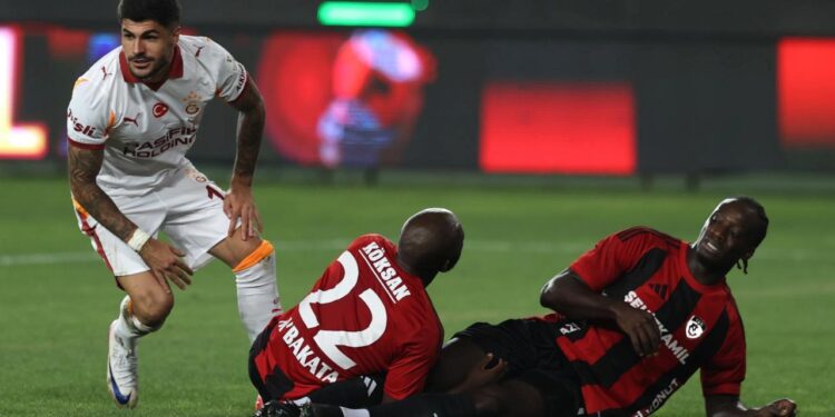 Süper Lig ekibine büyük şok! İlk hafta maçında sezonu kapattı