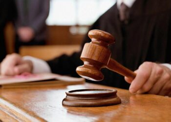 Yargıtay’dan emsal karar: Başkasının ismiyle sosyal medya hesabı açana hapis cezası!