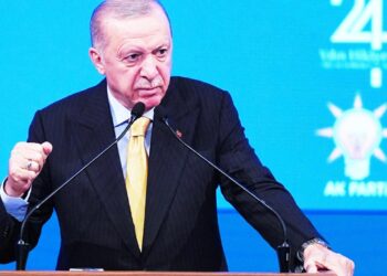 Yerelde dengeler değişti! 56 belediye başkanı AK Parti’ye katıldı