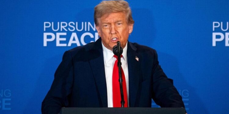 ABD Başkanı Trump’tan güneş ve rüzgar enerjisine veto: Aptallık günleri sona erdi