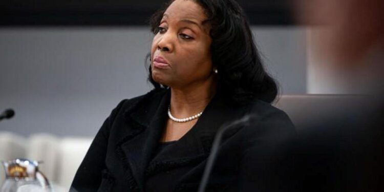 ABD’yi sarsan iddia! Merkez Bankası depremi! Trump’a istifa resti