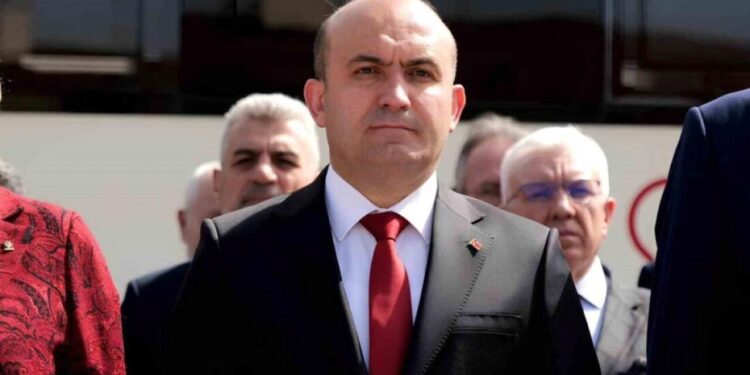 AK Partili başkanın danışmanına saldırı!